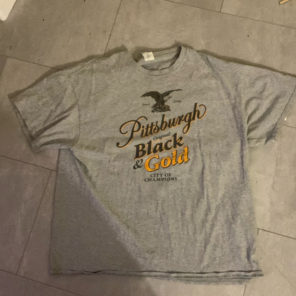 Pittsburgh original black and gold city of champions T-shirt size xl